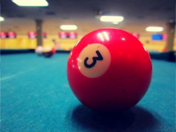 5023ba2e05a15pool_ball_large_medium.jpg